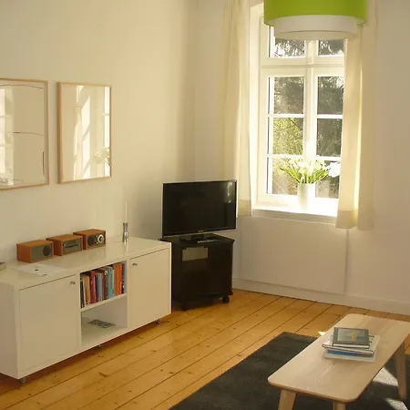 Haus Hirschpfuhl *